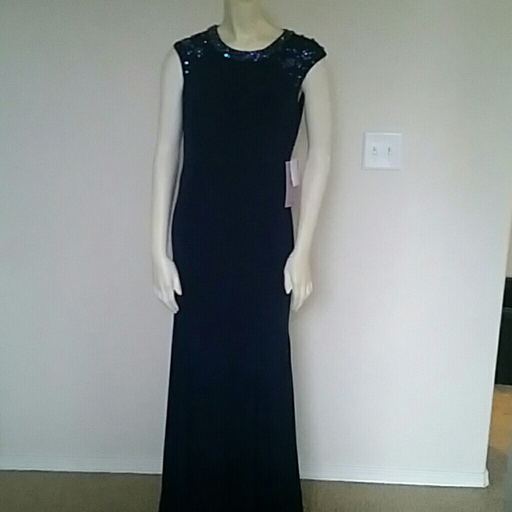 JS collections dress - Picture 1 of 6